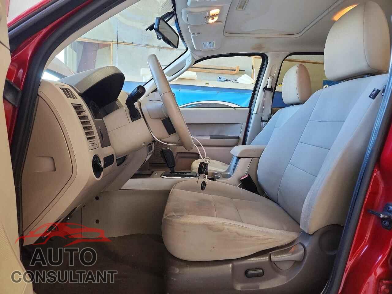 FORD ESCAPE 2011 - 1FMCU9DG9BKA66966
