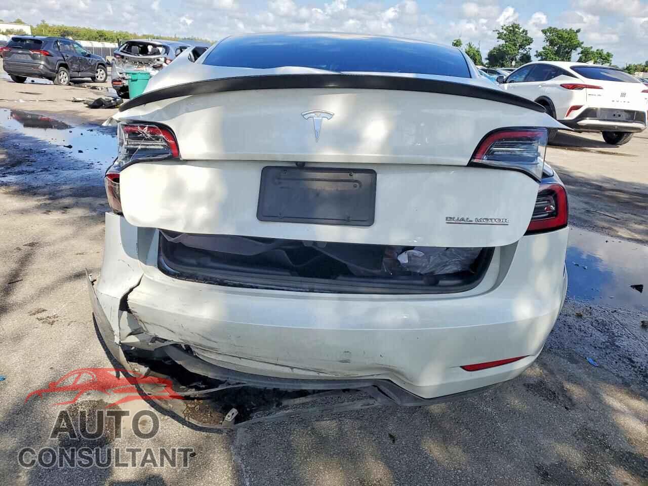 TESLA MODEL 3 2023 - 5YJ3E1EC8PF499813