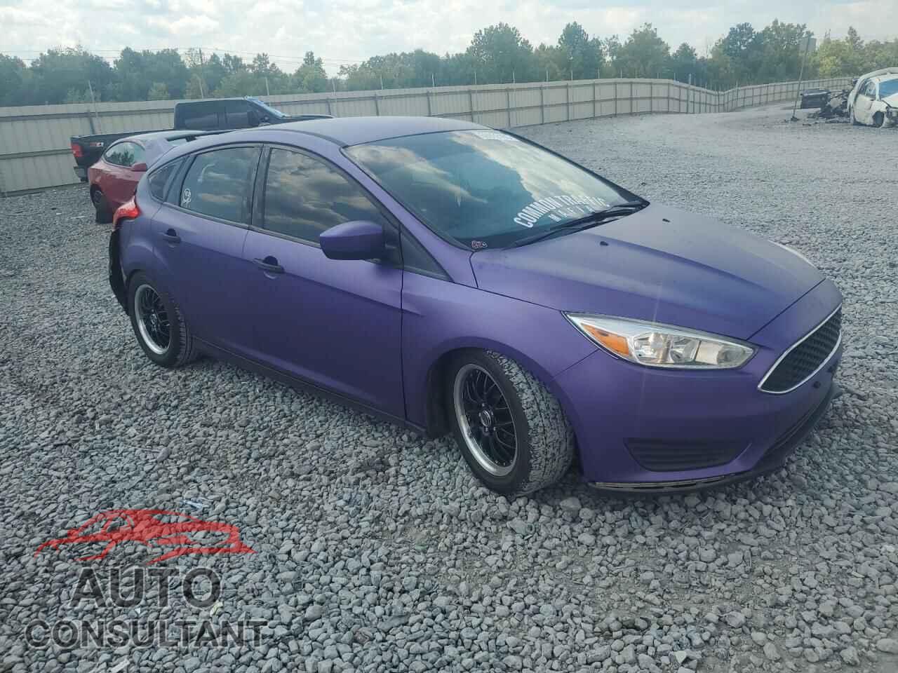 FORD FOCUS 2018 - 1FADP3K2XJL288385