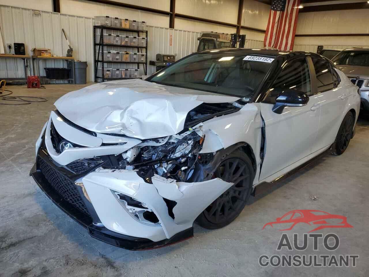 TOYOTA CAMRY 2021 - 4T1KZ1AK6MU058953