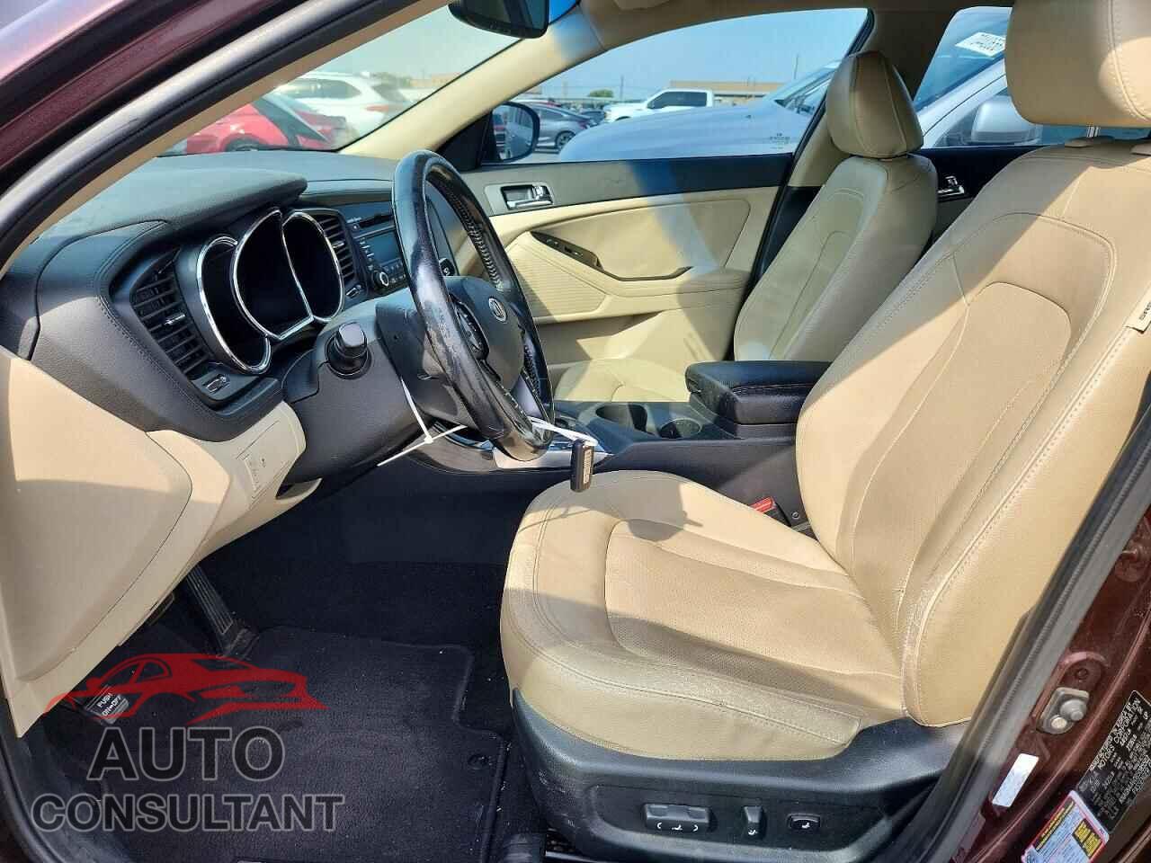 KIA OPTIMA 2011 - KNAGN4A60B5085502