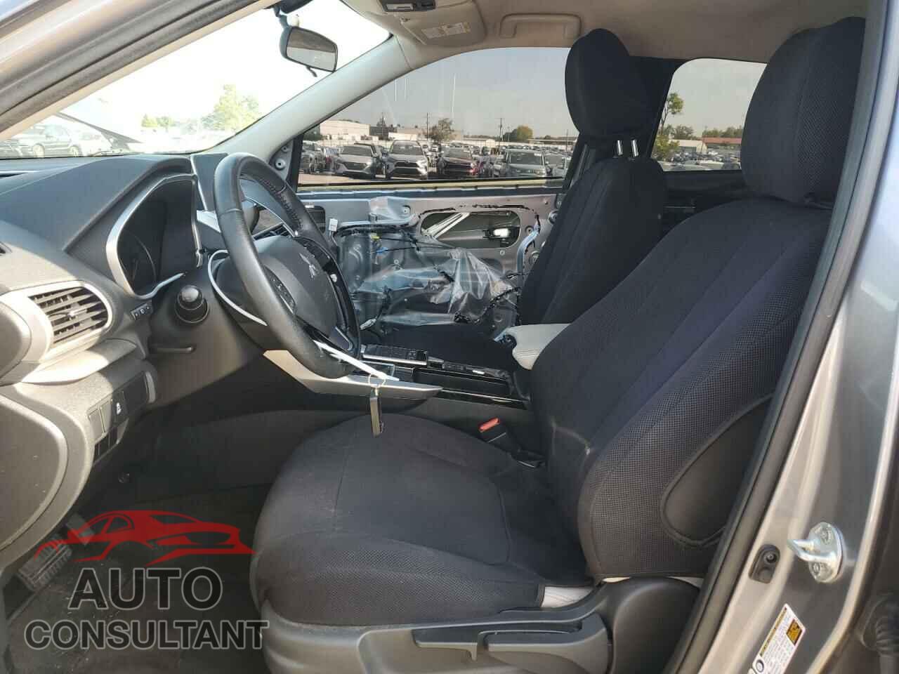 MITSUBISHI ECLIPSE 2019 - JA4AT5AA6KZ009911