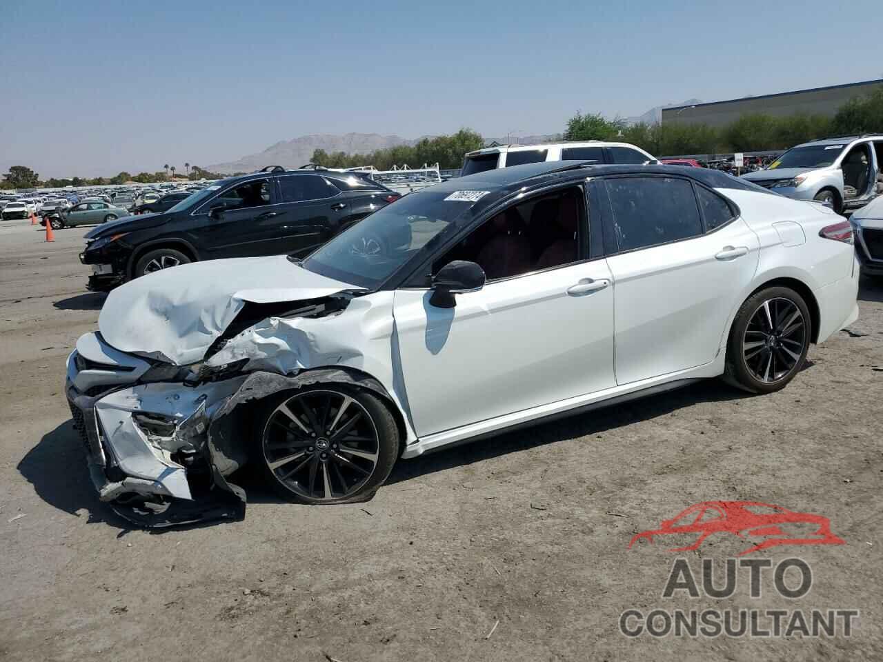 TOYOTA CAMRY 2018 - 4T1BZ1HK4JU011597