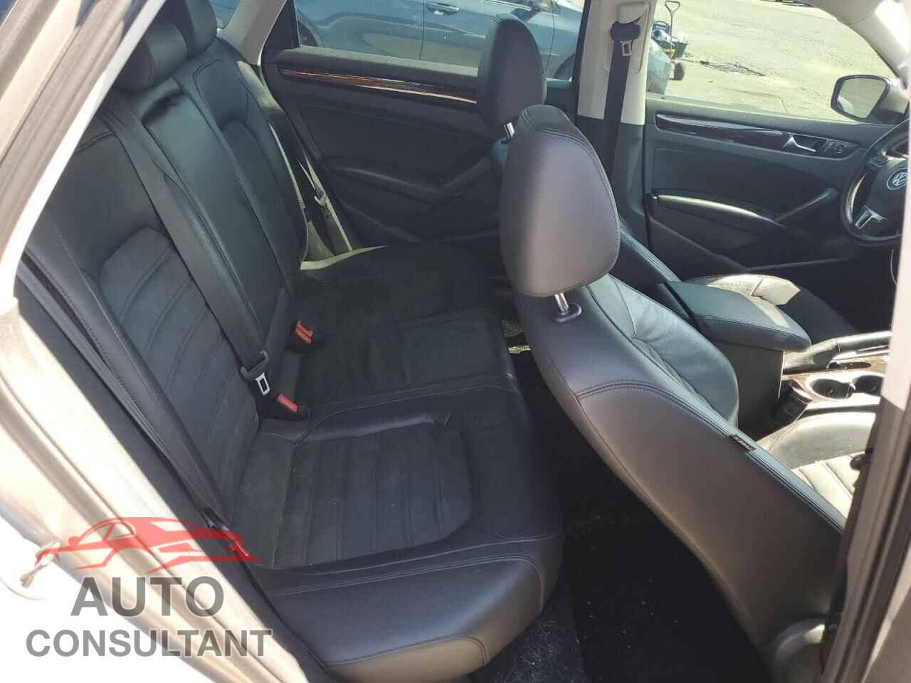 VOLKSWAGEN PASSAT 2014 - 1VWCN7A3XEC075422