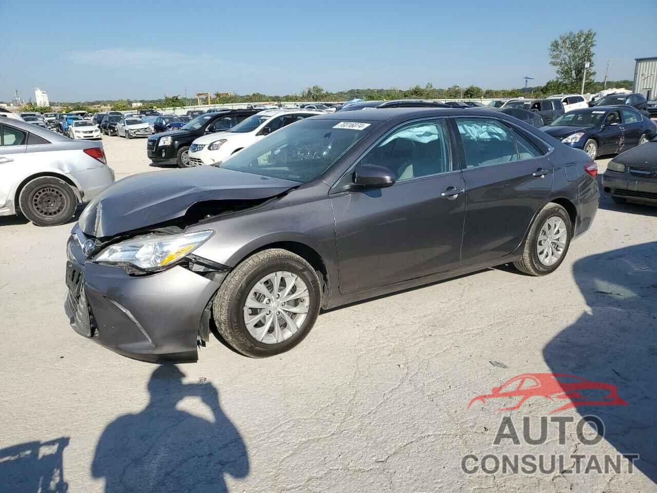 TOYOTA CAMRY 2016 - 4T4BF1FK5GR540020