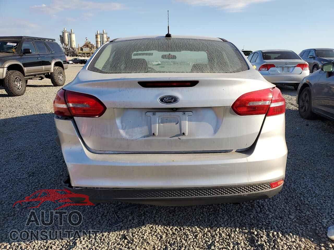 FORD FOCUS 2016 - 1FADP3E29GL395660