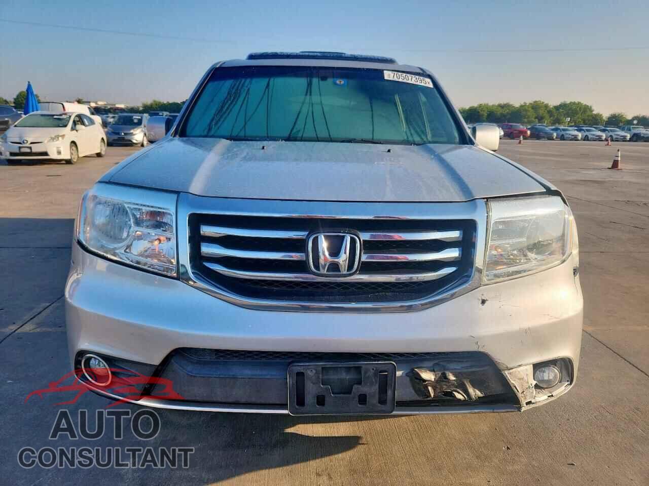 HONDA PILOT 2012 - 5FNYF3H77CB001351