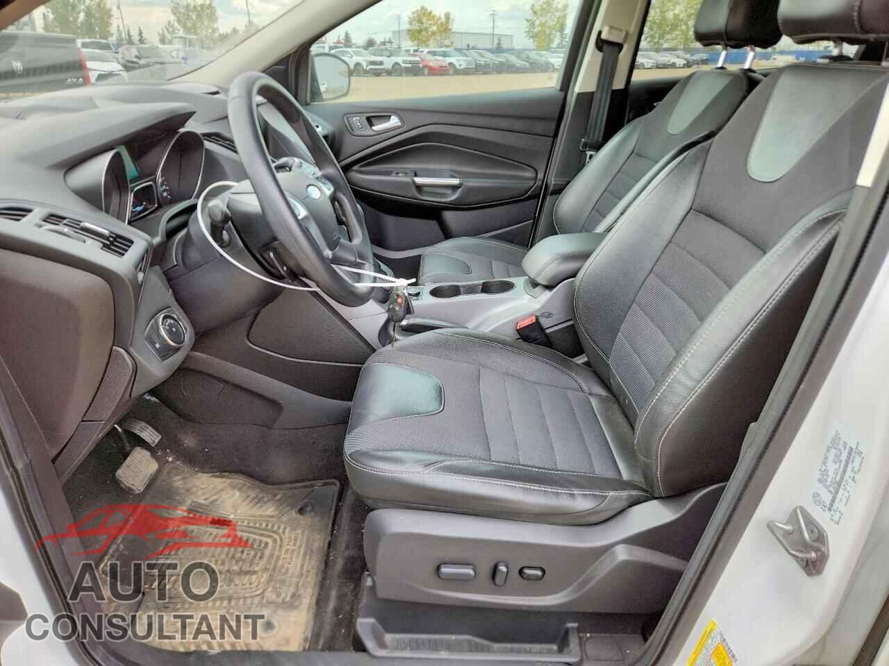 FORD ESCAPE 2014 - 1FMCU9G98EUD40129