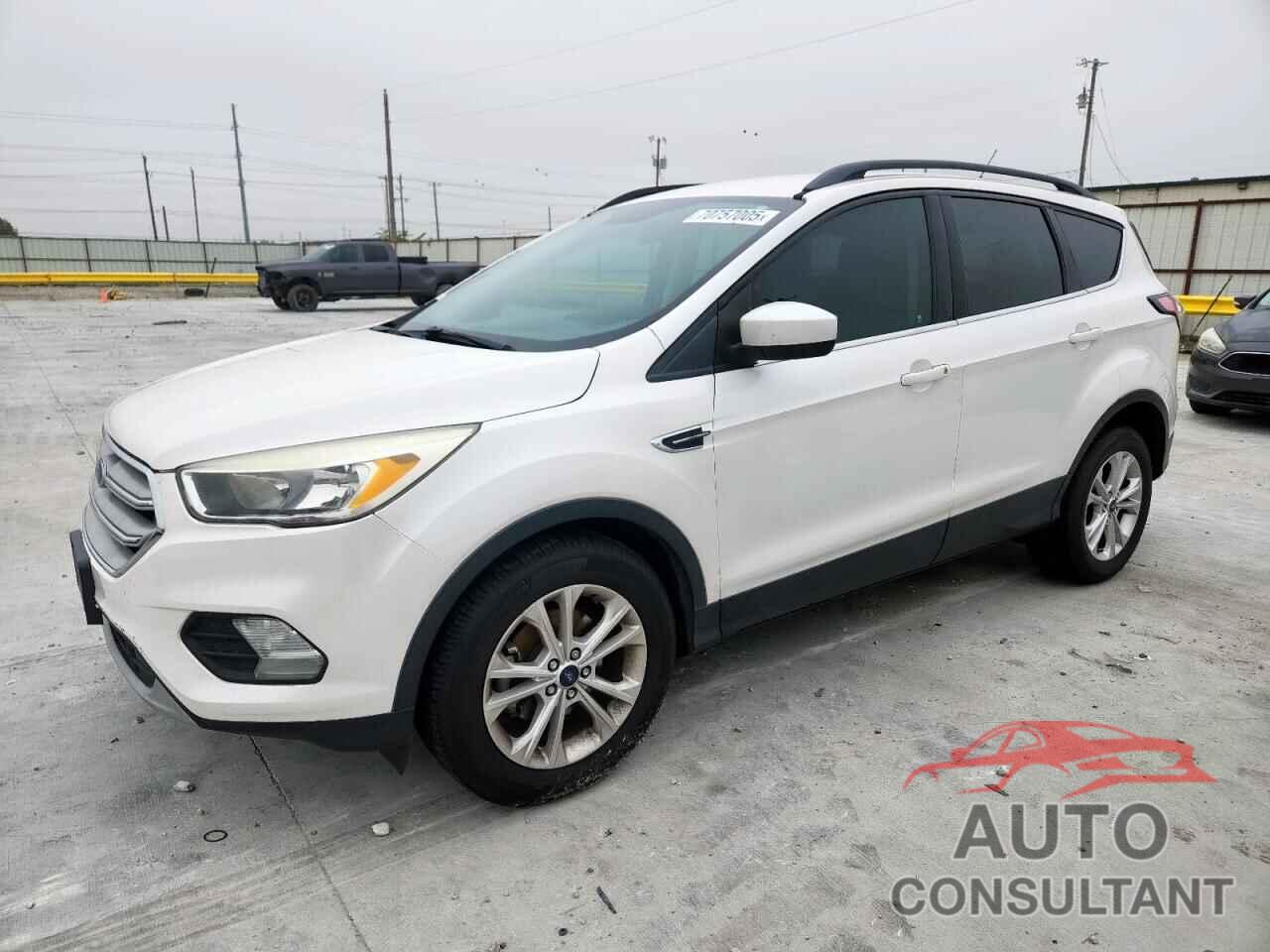 FORD ESCAPE 2018 - 1FMCU0GD8JUB41799