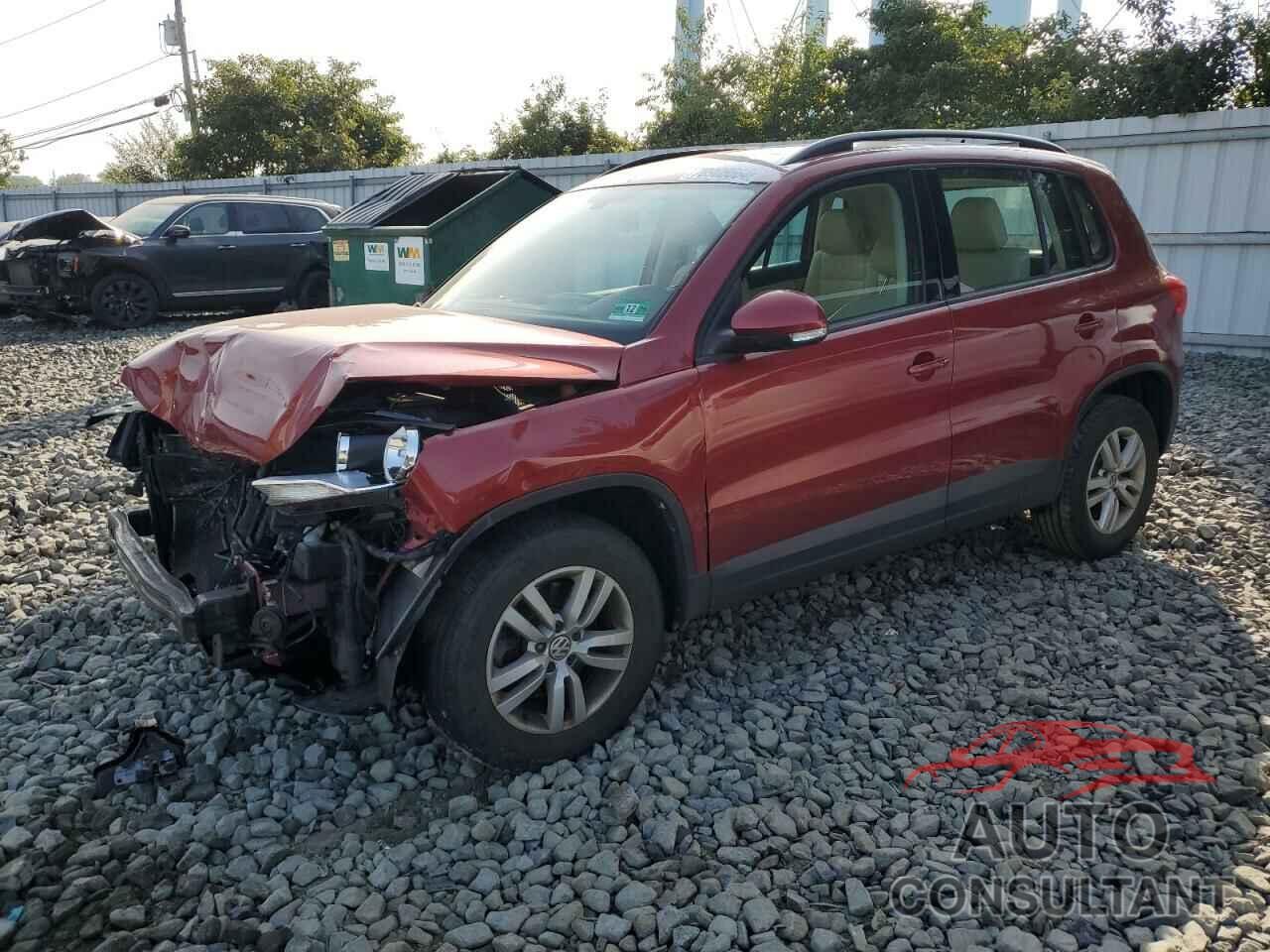 VOLKSWAGEN TIGUAN 2016 - WVGBV7AX3GW020311