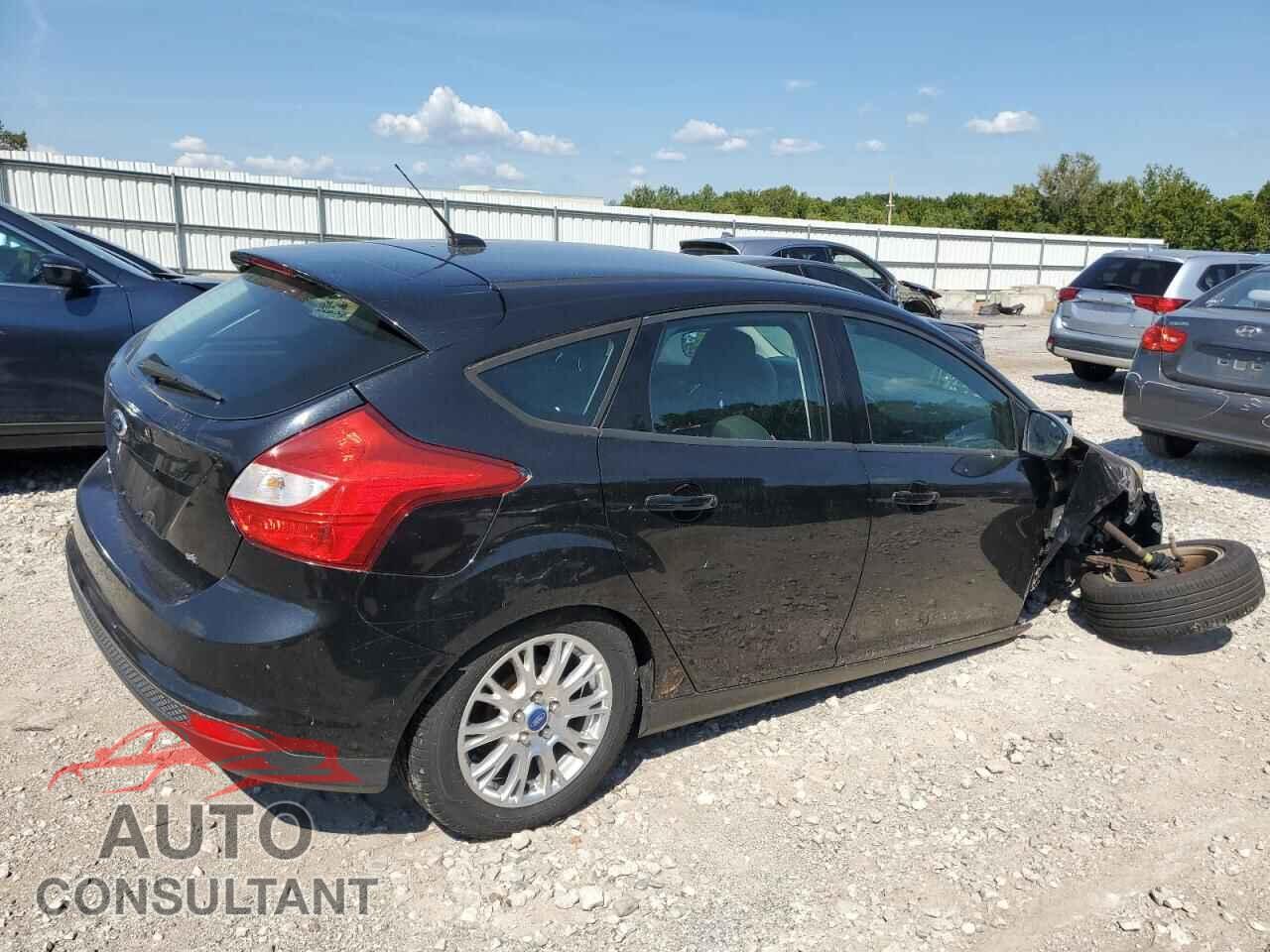 FORD FOCUS 2012 - 1FAHP3K25CL132646
