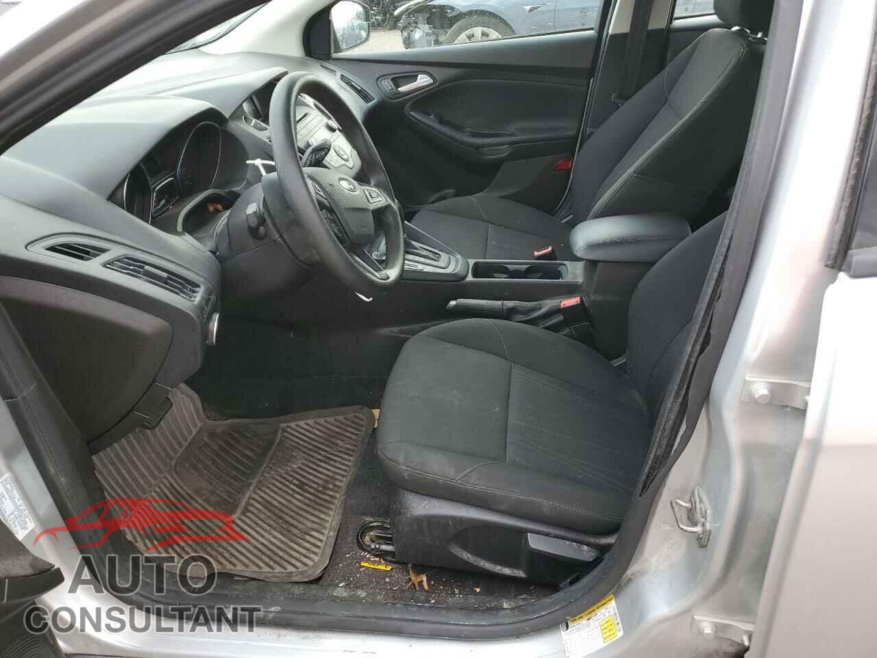 FORD FOCUS 2016 - 1FADP3K20GL310841