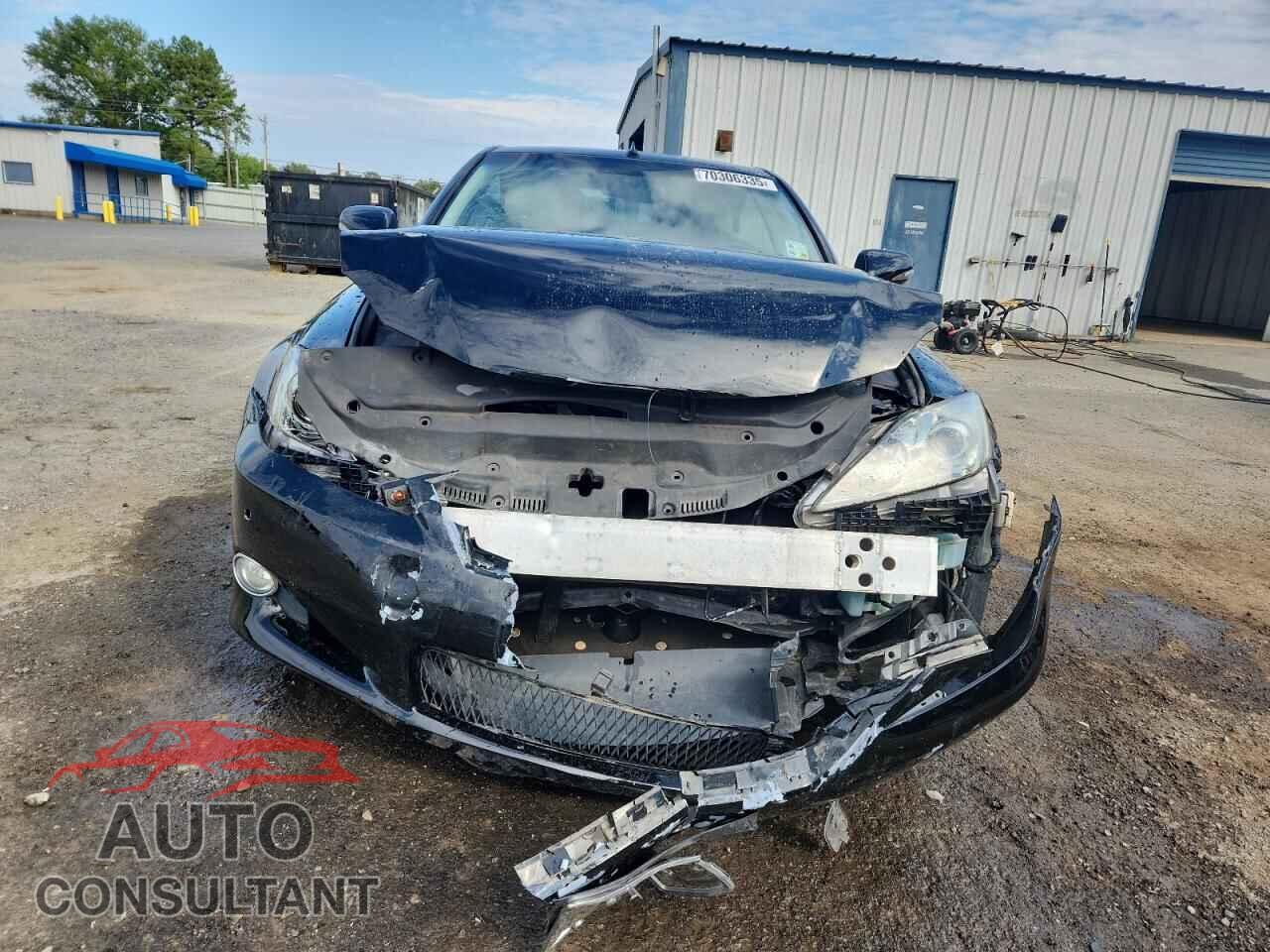 LEXUS IS 2010 - JTHFF2C22A2509836