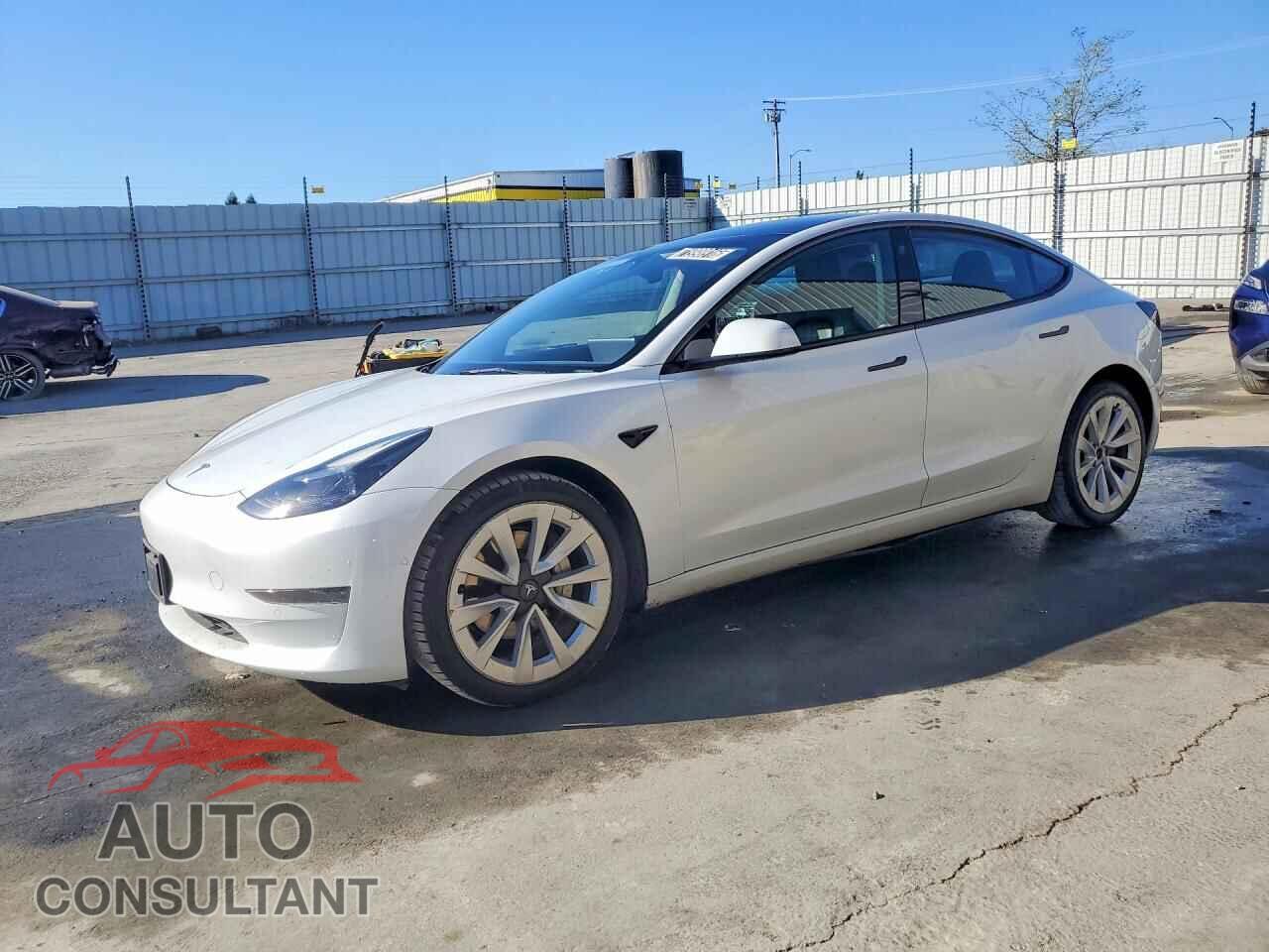 TESLA MODEL 3 2022 - 5YJ3E1EA7NF371638