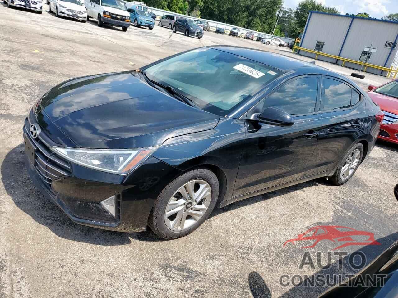 HYUNDAI ELANTRA 2019 - KMHD84LF8KU753168