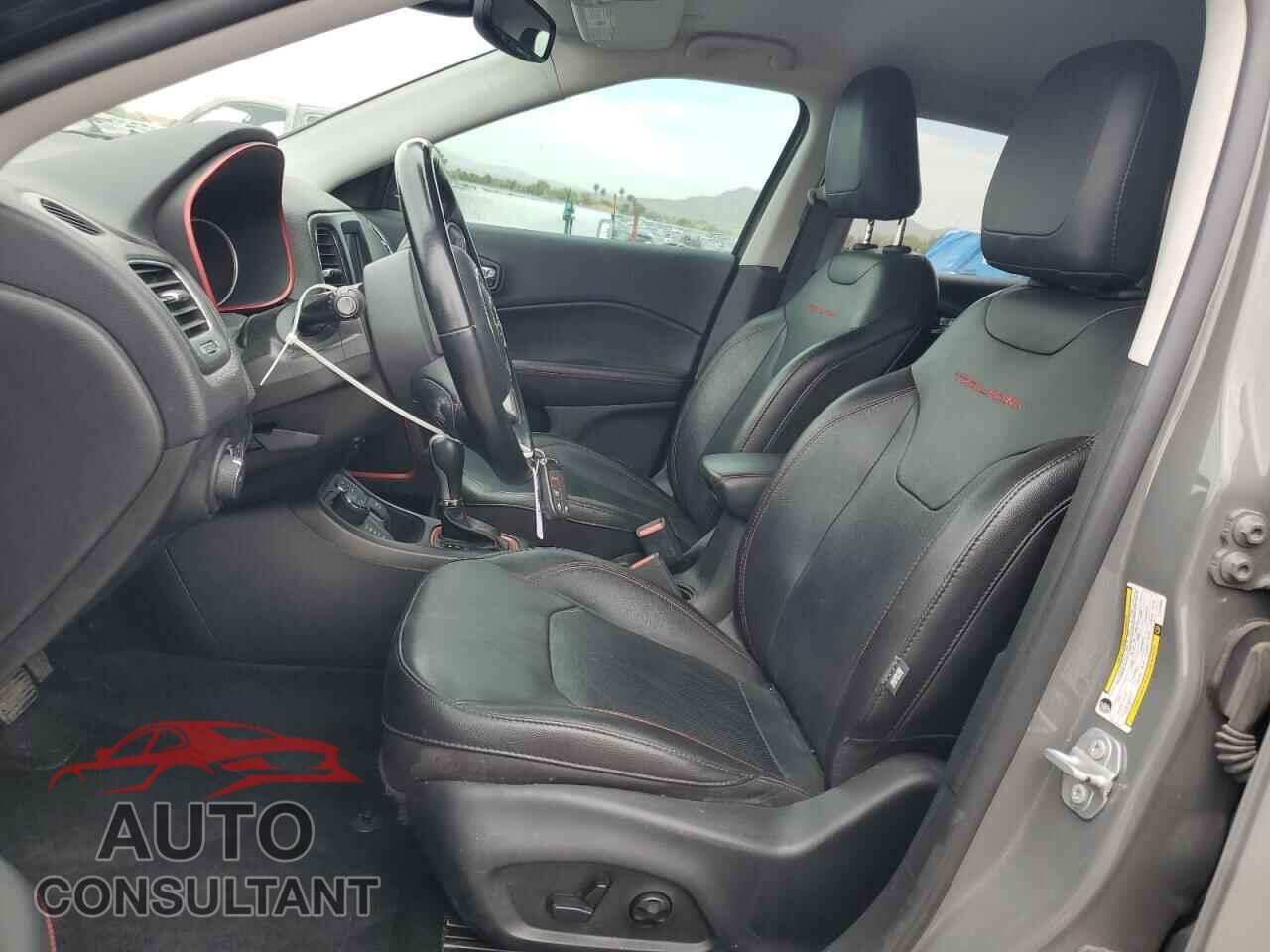 JEEP COMPASS 2020 - 3C4NJDDB8LT144022