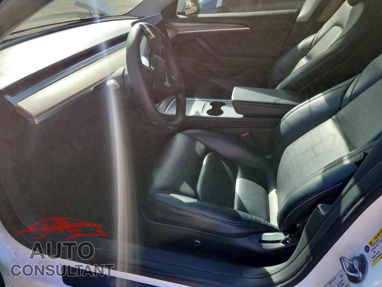 TESLA MODEL 3 2023 - 5YJ3E1EA8PF555540