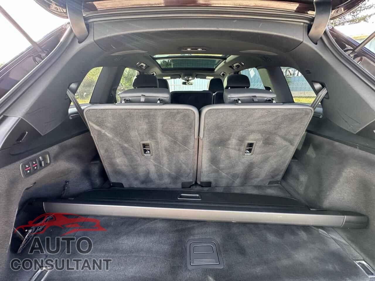 AUDI Q7 2021 - WA1LXAF76MD021995
