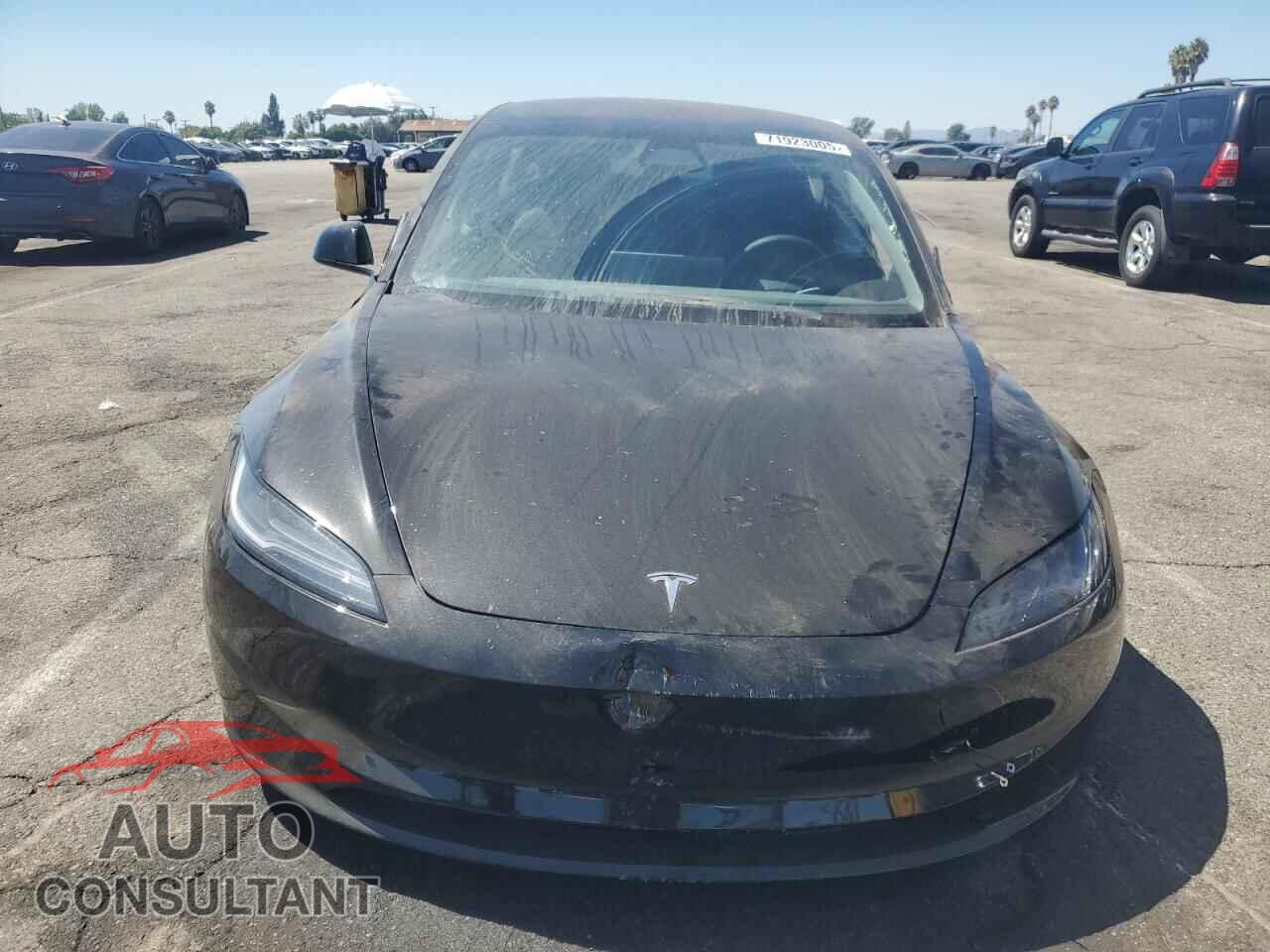 TESLA MODEL 3 2025 - 5YJ3E1EA7SF031885
