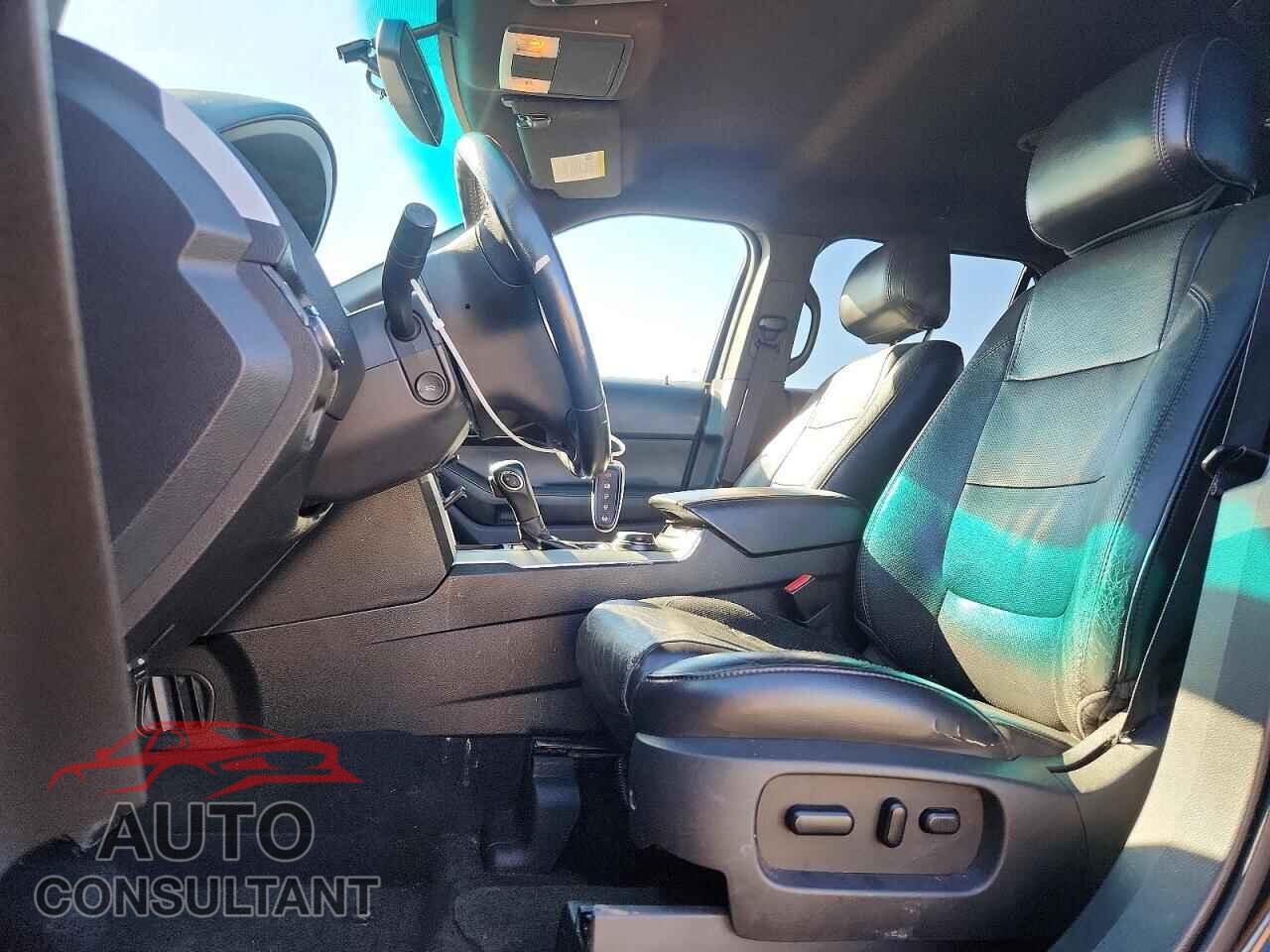 FORD EXPLORER 2011 - 1FMHK8F88BGA31253