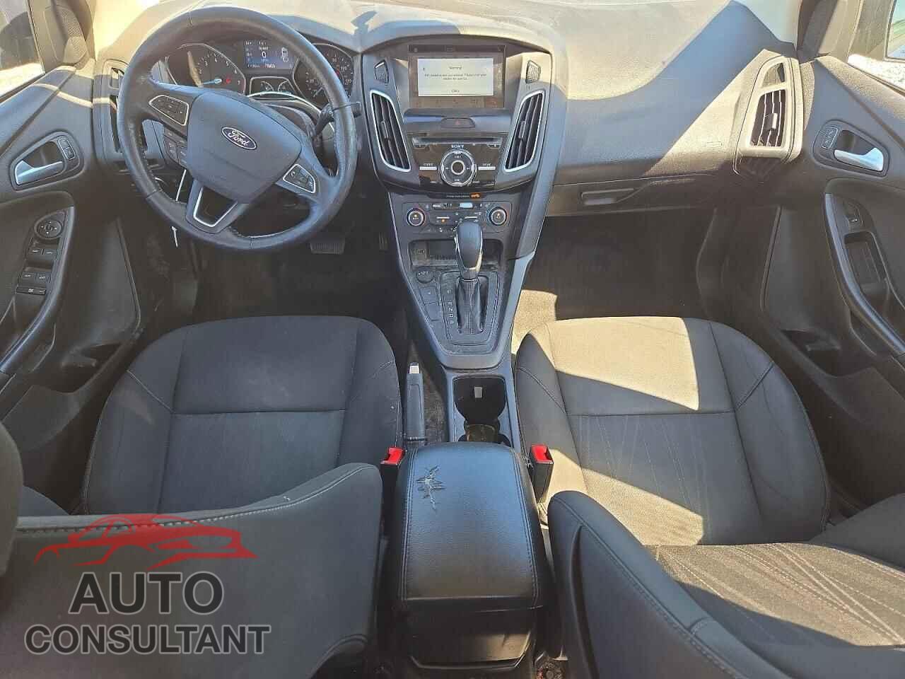 FORD FOCUS 2018 - 1FADP3H20JL309607
