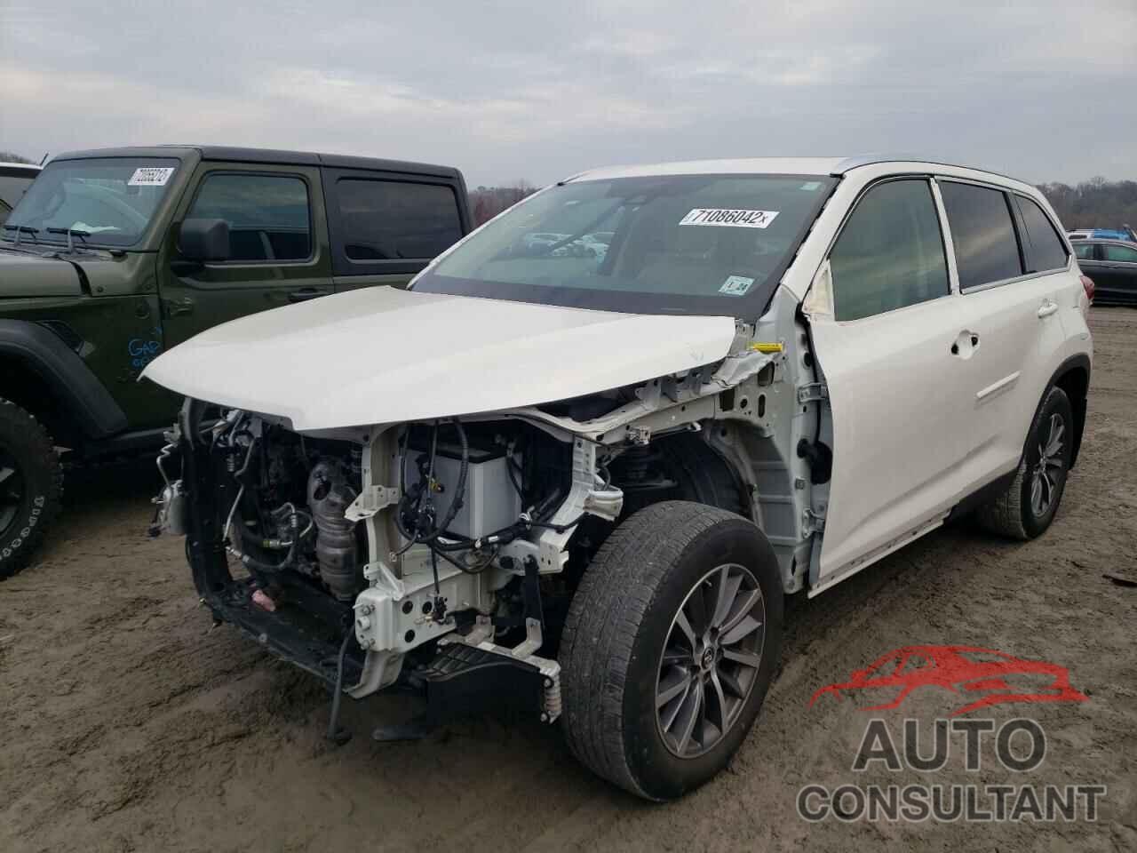 TOYOTA HIGHLANDER 2019 - 5TDJZRFH8KS573319