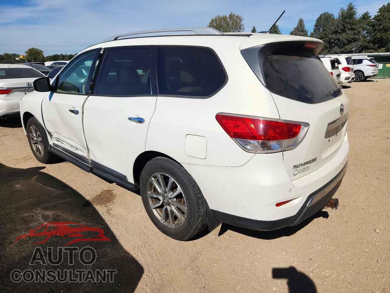 NISSAN PATHFINDER 2013 - 5N1AR2MM2DC635806