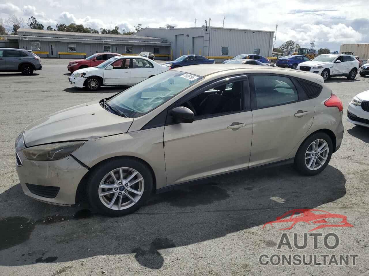 FORD FOCUS 2015 - 1FADP3K26FL369861