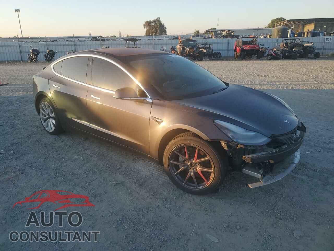 TESLA MODEL 3 2018 - 5YJ3E1EB9JF188227
