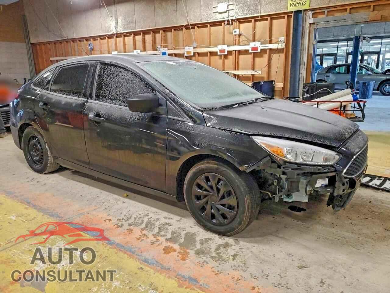 FORD FOCUS 2015 - 1FADP3E21FL268514