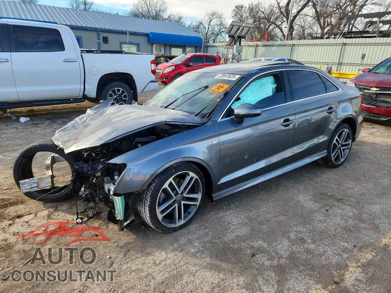 AUDI A3 2017 - WAUGUGFF3H1031284