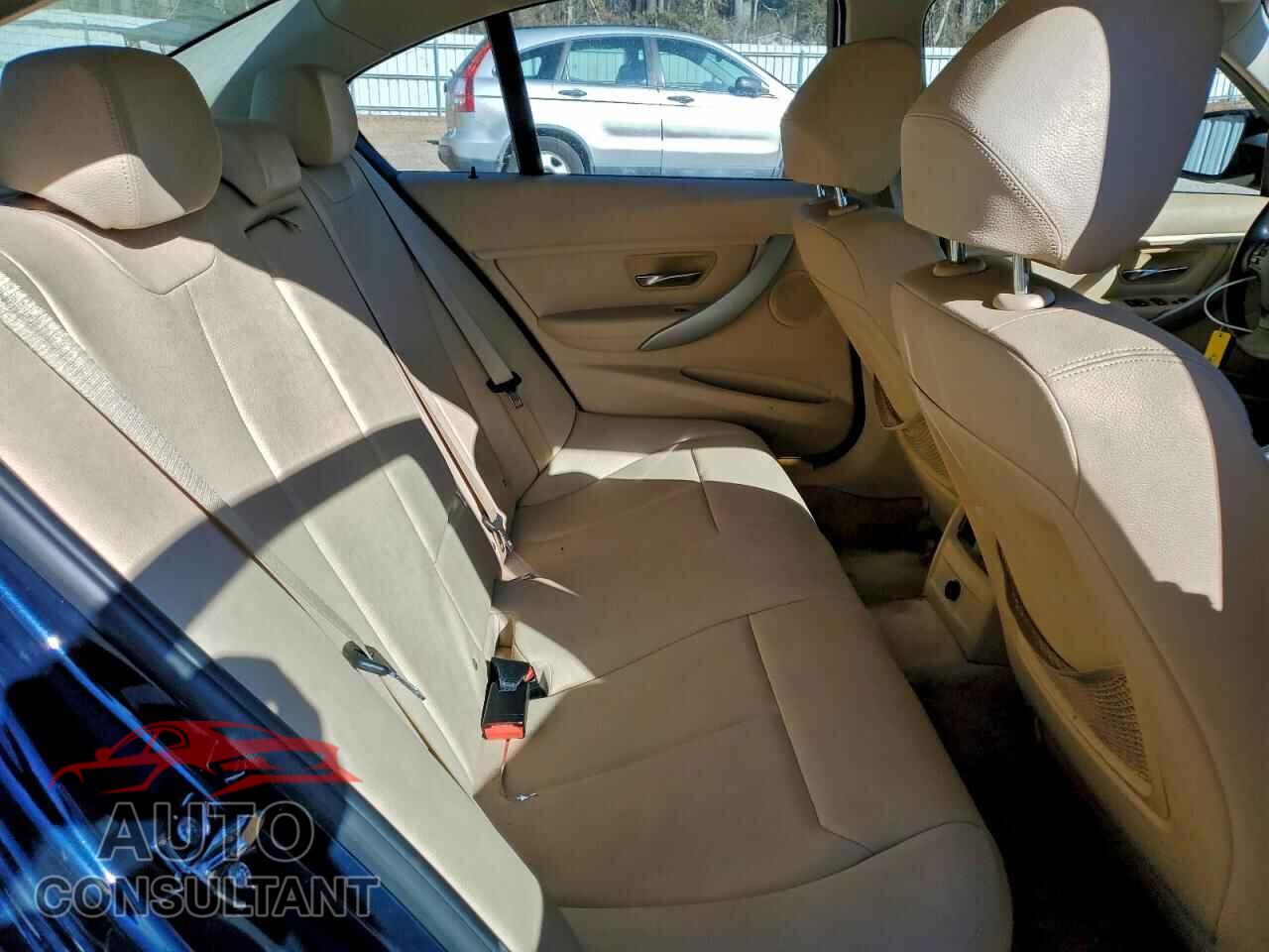 BMW 3 SERIES 2012 - WBA3A5C59CF452851