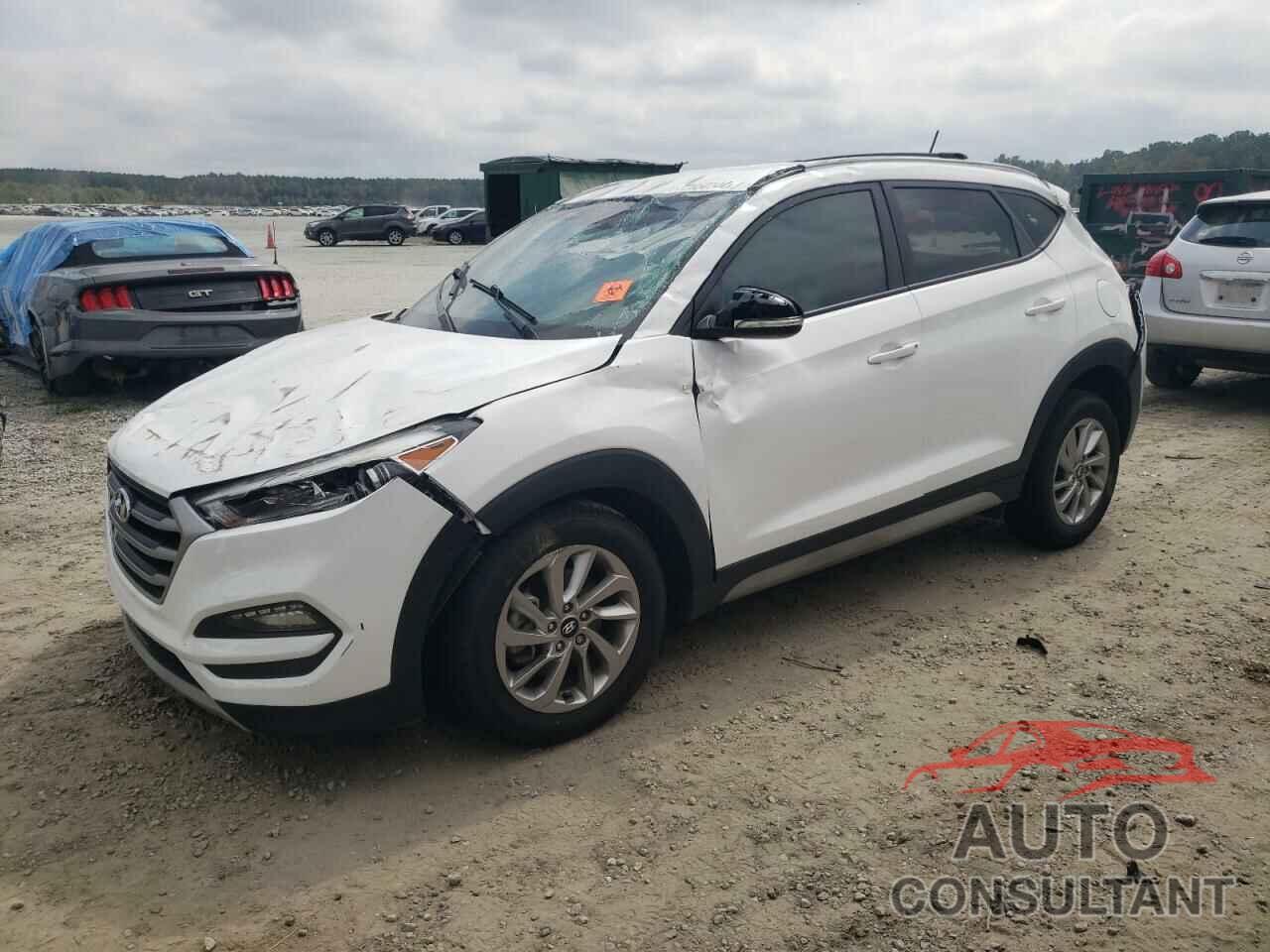 HYUNDAI TUCSON 2017 - KM8J33A21HU357622