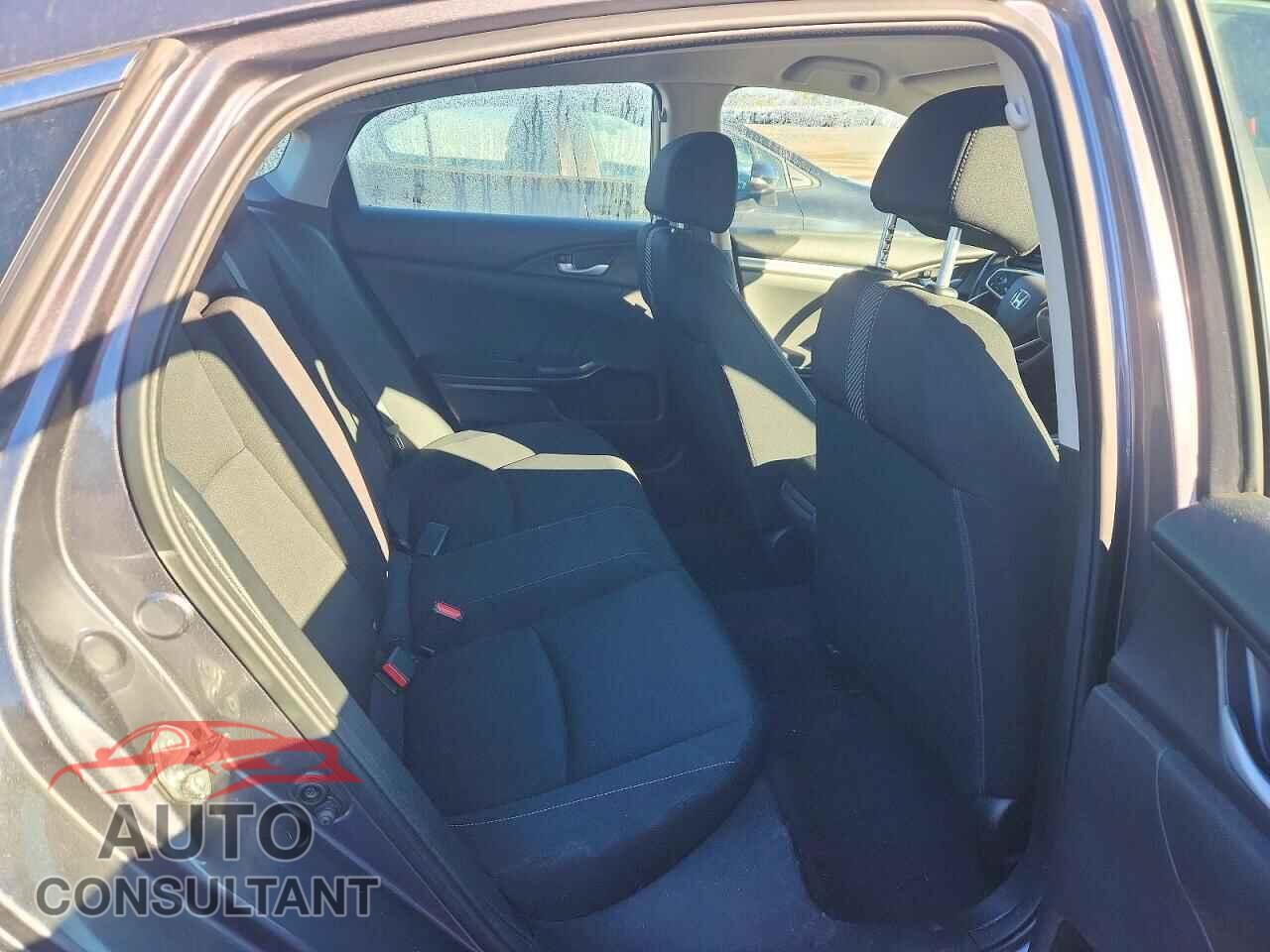 HONDA CIVIC 2018 - 2HGFC2F64JH031842