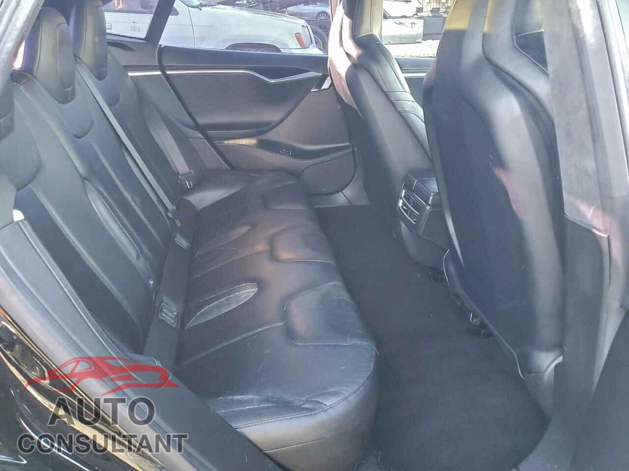 TESLA MODEL S 2016 - 5YJSA1E29GF148875