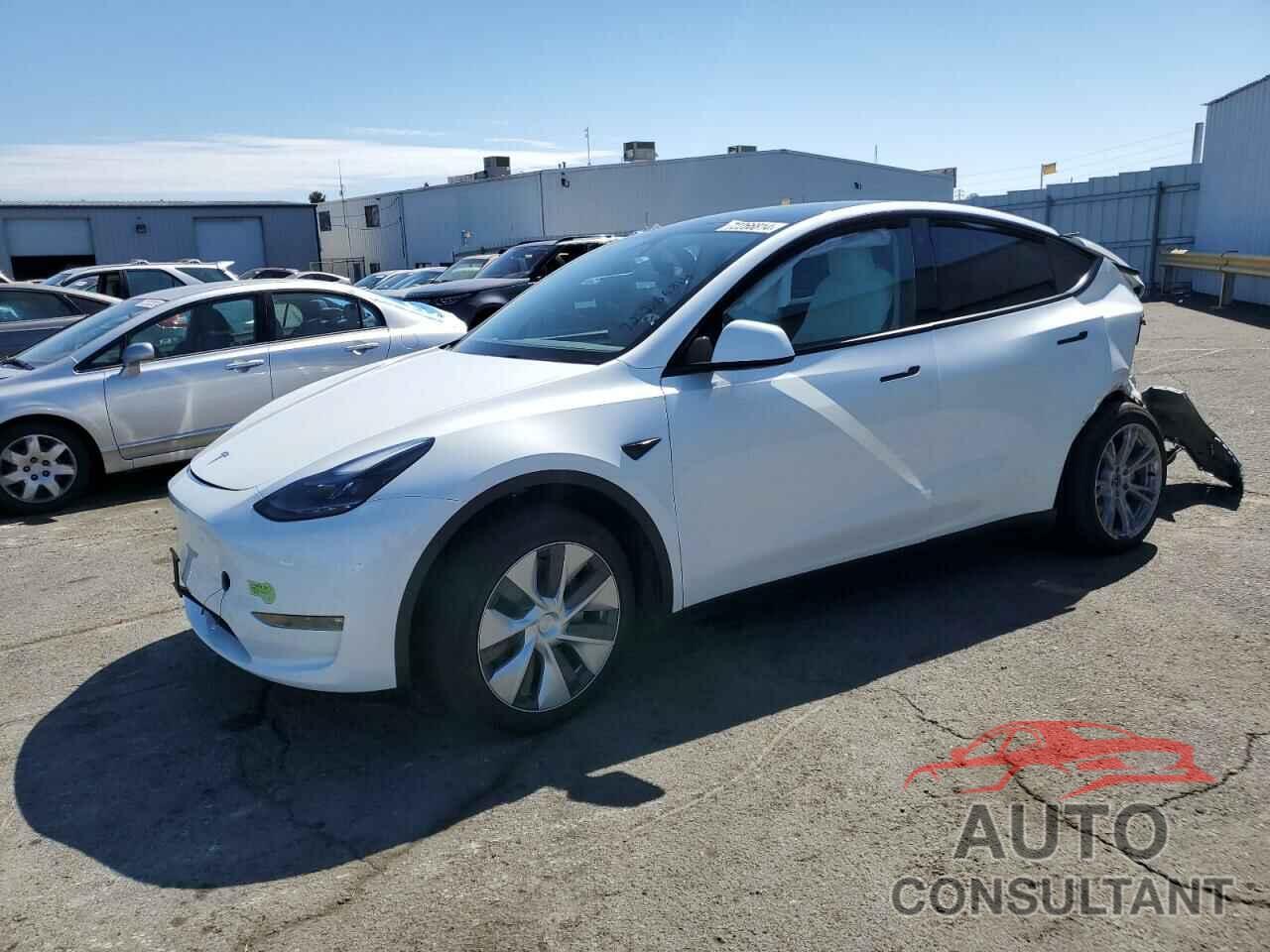 TESLA MODEL Y 2023 - 7SAYGDEE0PF702828