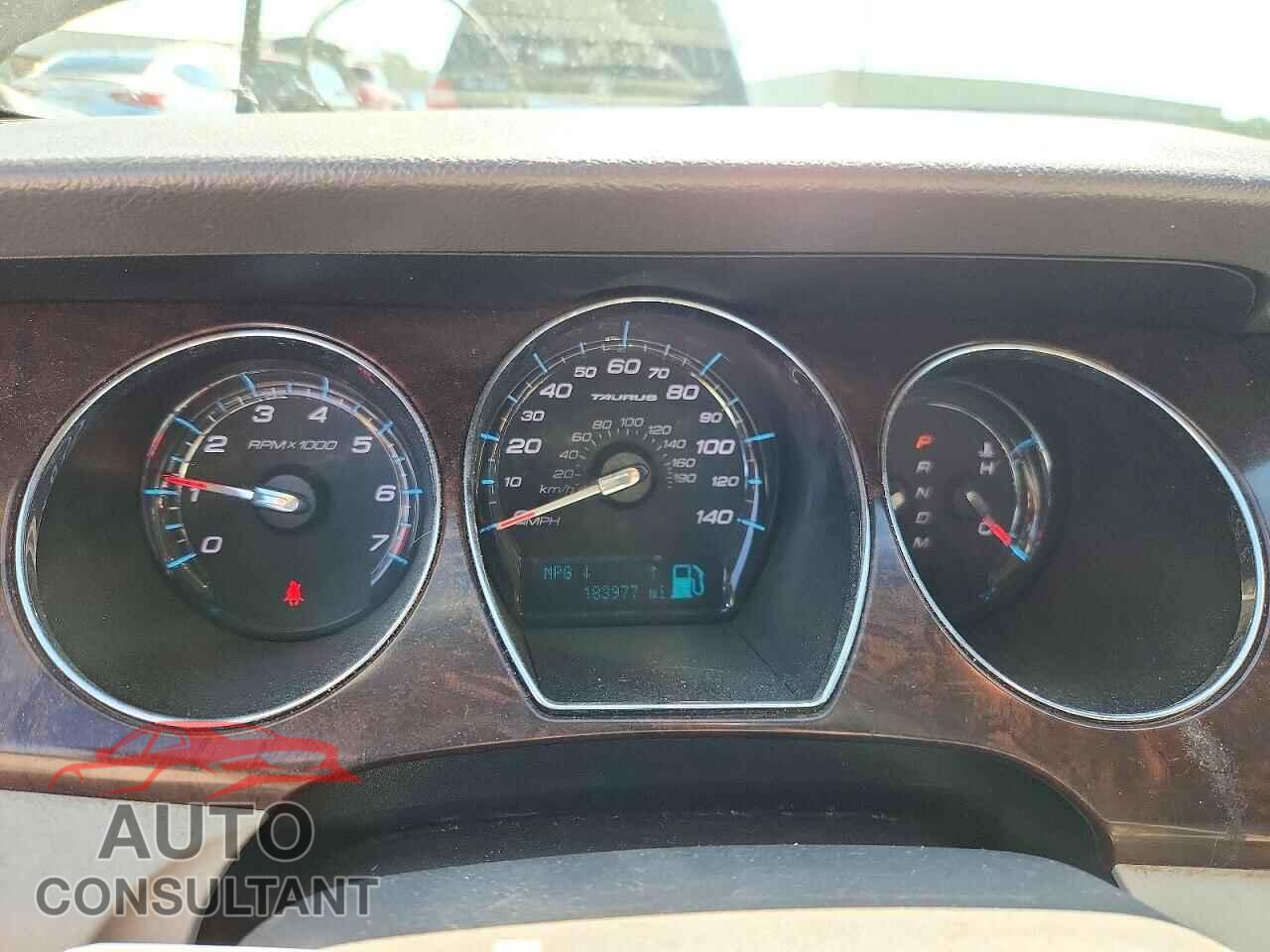 FORD TAURUS 2011 - 1FAHP2EW7BG180939