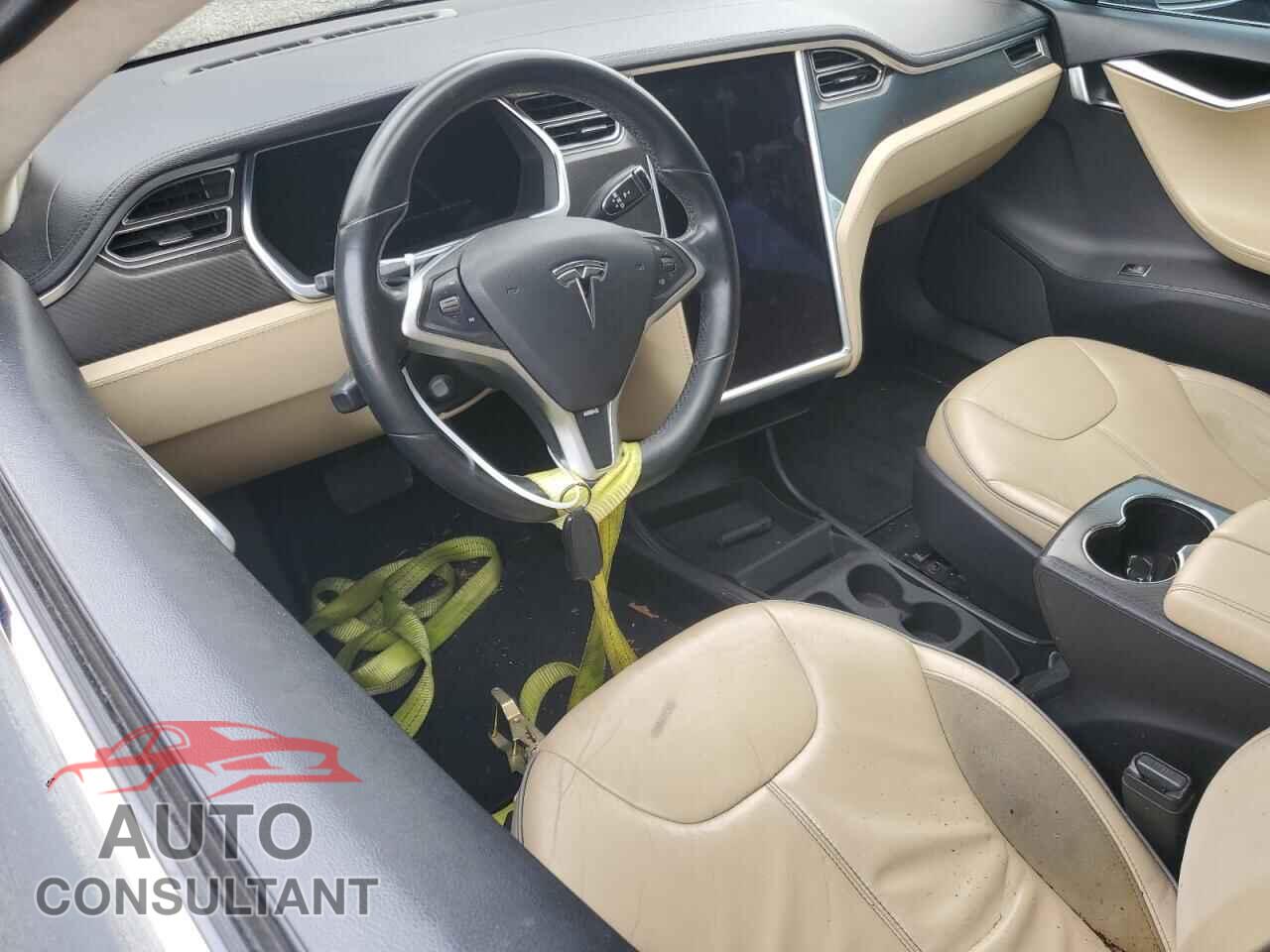 TESLA MODEL S 2013 - 5YJSA1DP5DFP20016