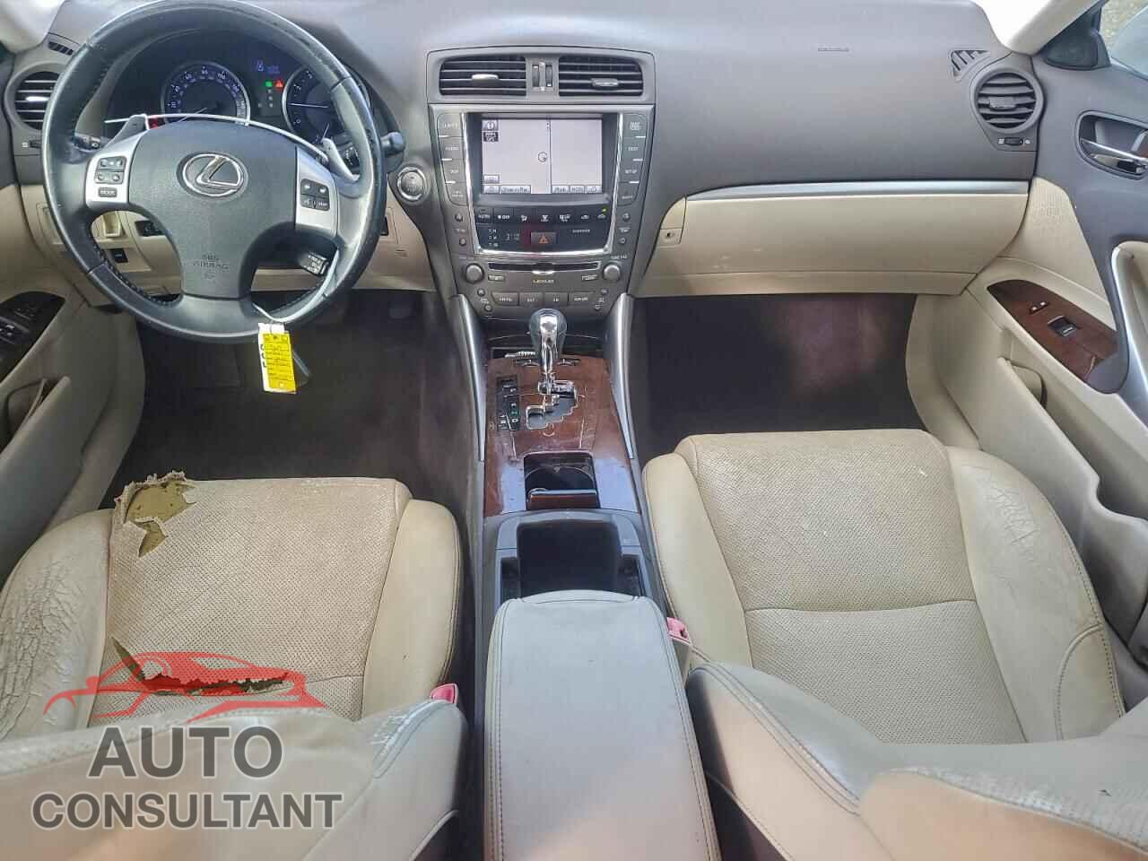 LEXUS IS 2011 - JTHBF5C20B5145710