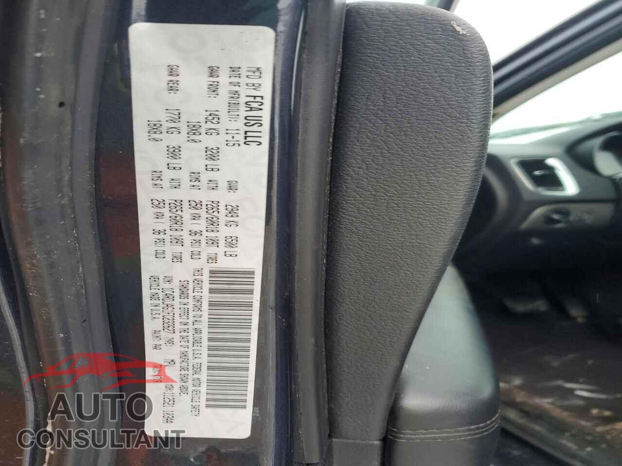 DODGE DURANGO 2015 - 1C4RDJAG1FC232627