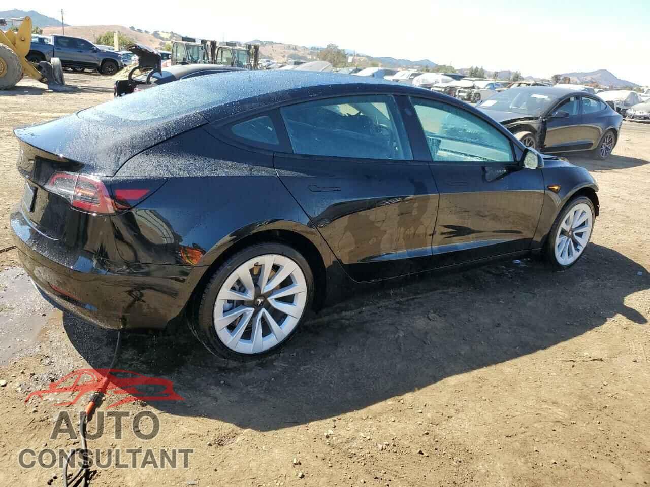 TESLA MODEL 3 2022 - 5YJ3E1EAXNF288530