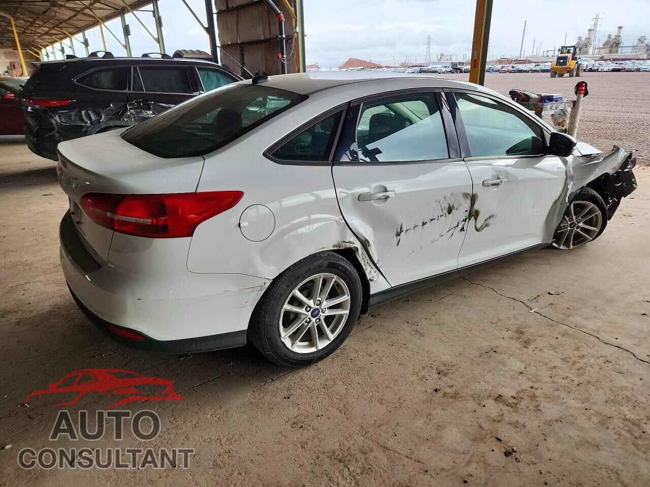FORD FOCUS 2017 - 1FADP3F29HL270092
