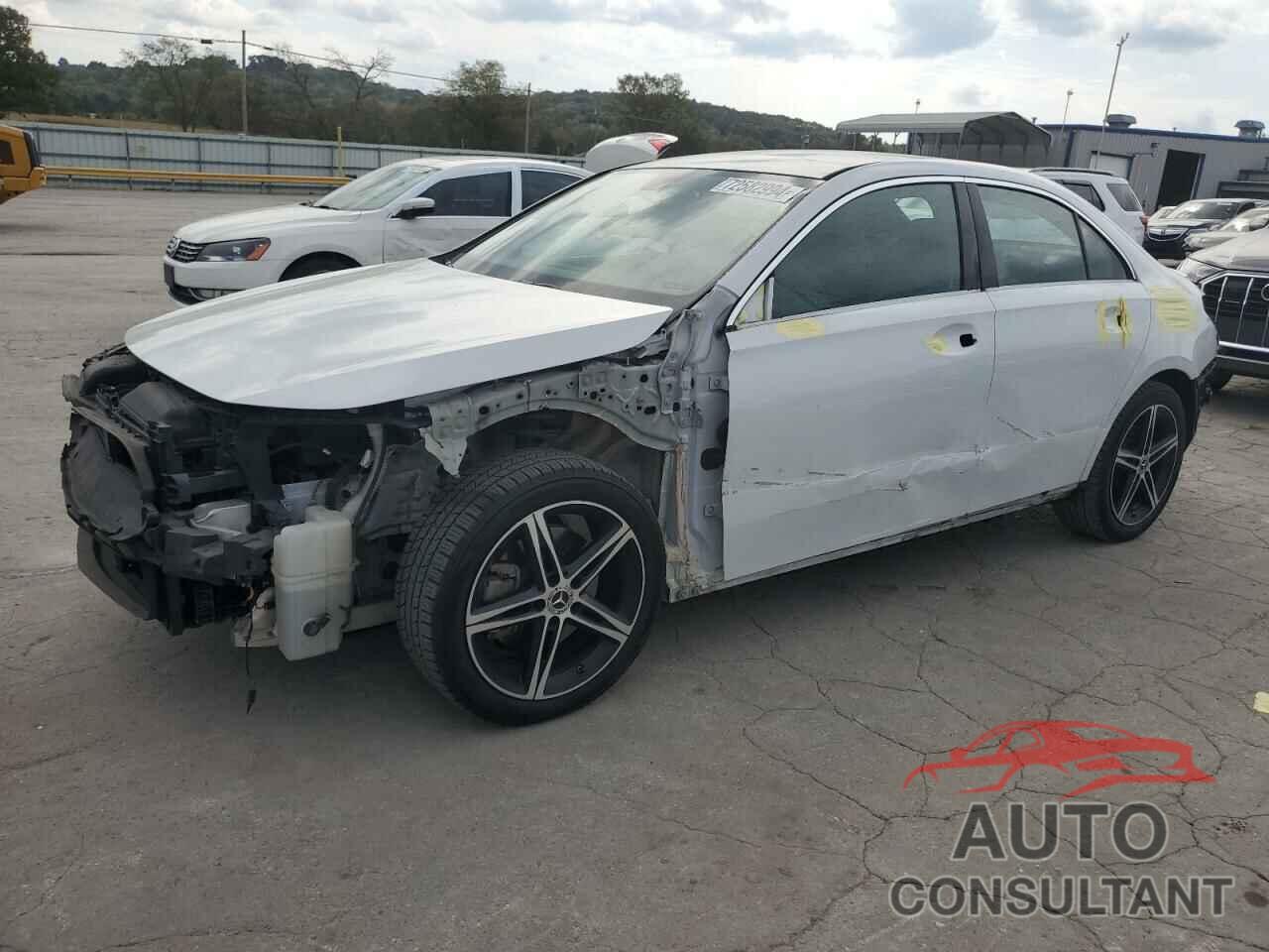 MERCEDES-BENZ A-CLASS 2019 - WDD3G4EB7KW032315