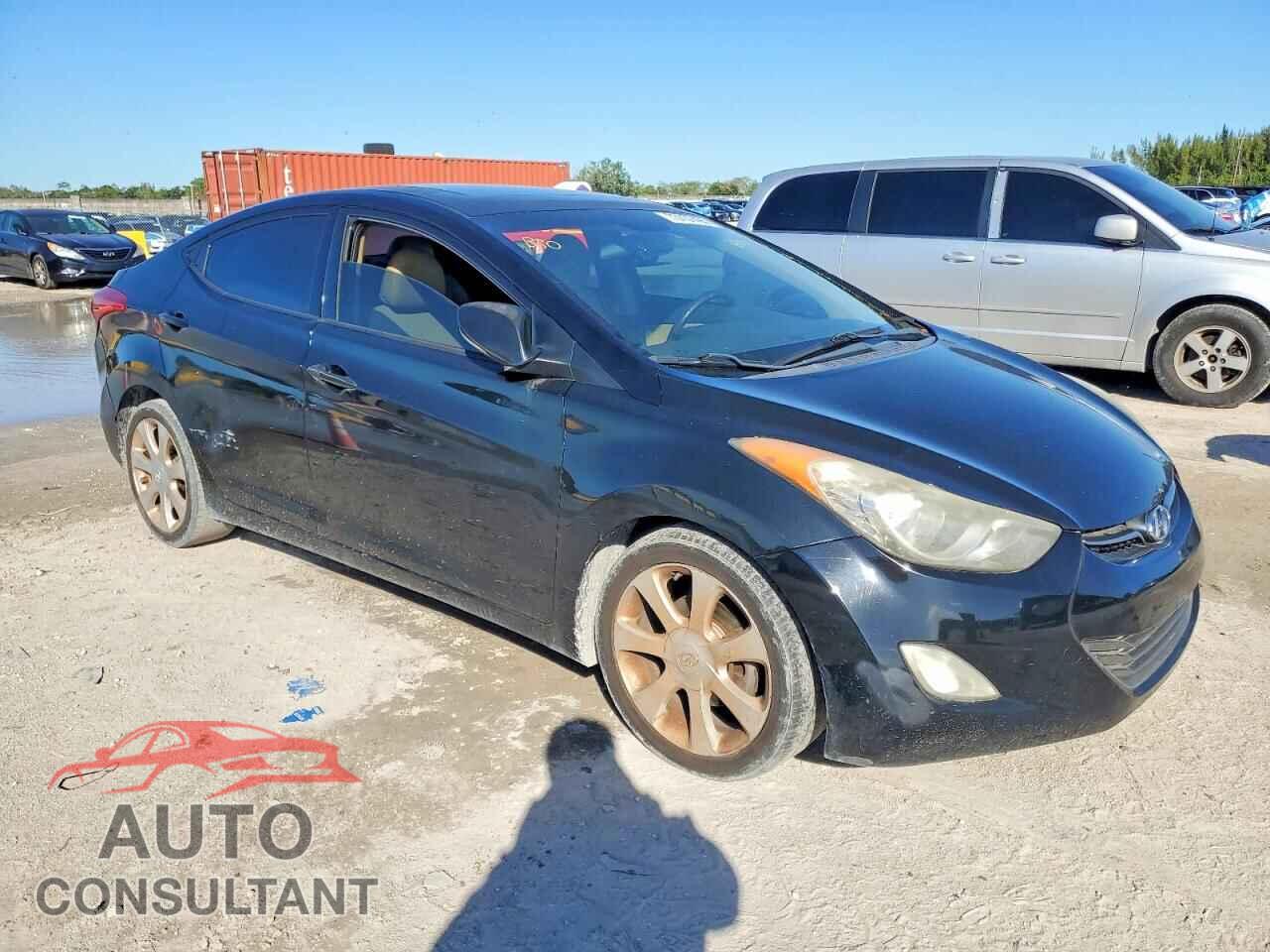 HYUNDAI ELANTRA 2013 - 5NPDH4AE7DH195471