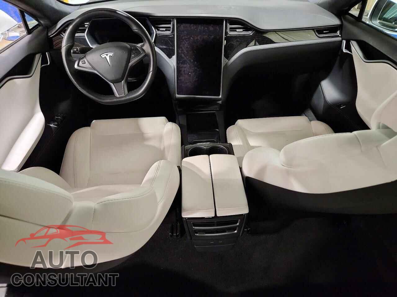 TESLA MODEL S 2020 - 5YJSA1E27LF356473
