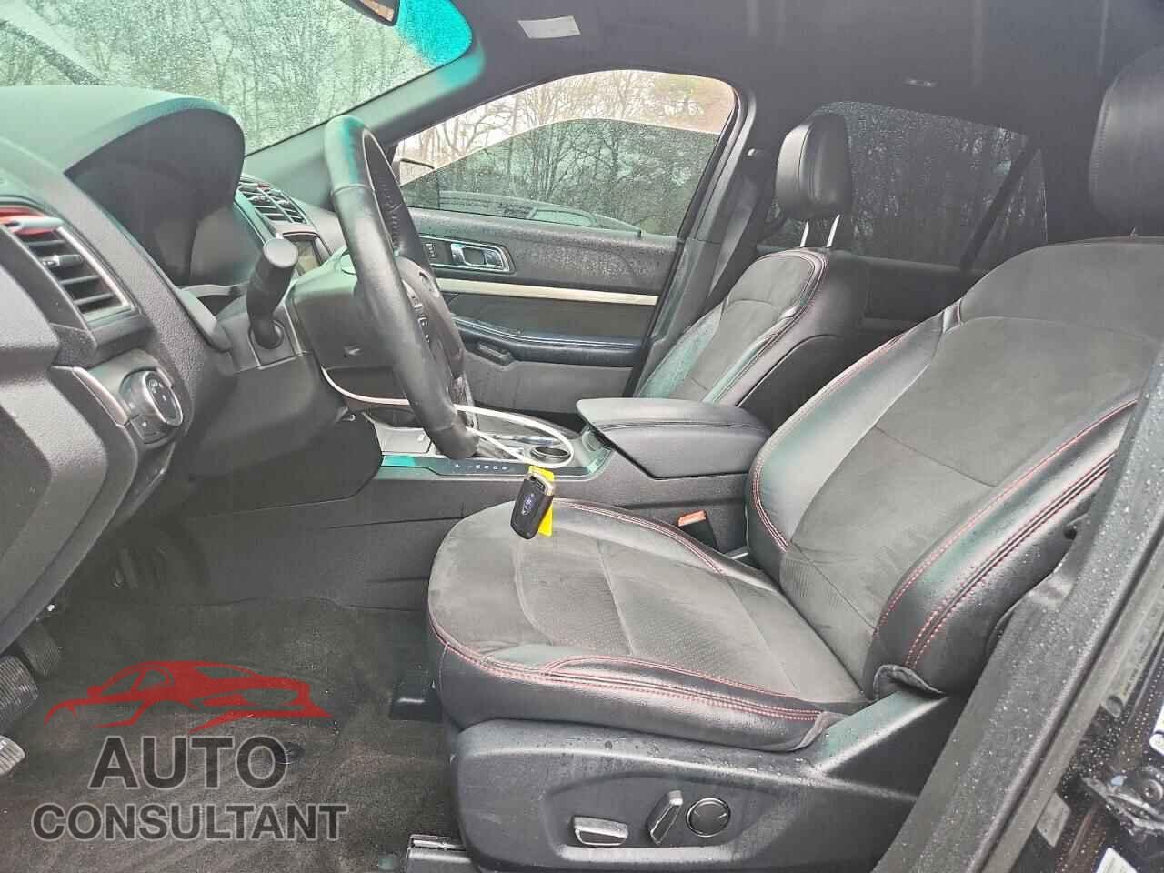 FORD EXPLORER 2018 - 1FM5K7DH7JGB62852