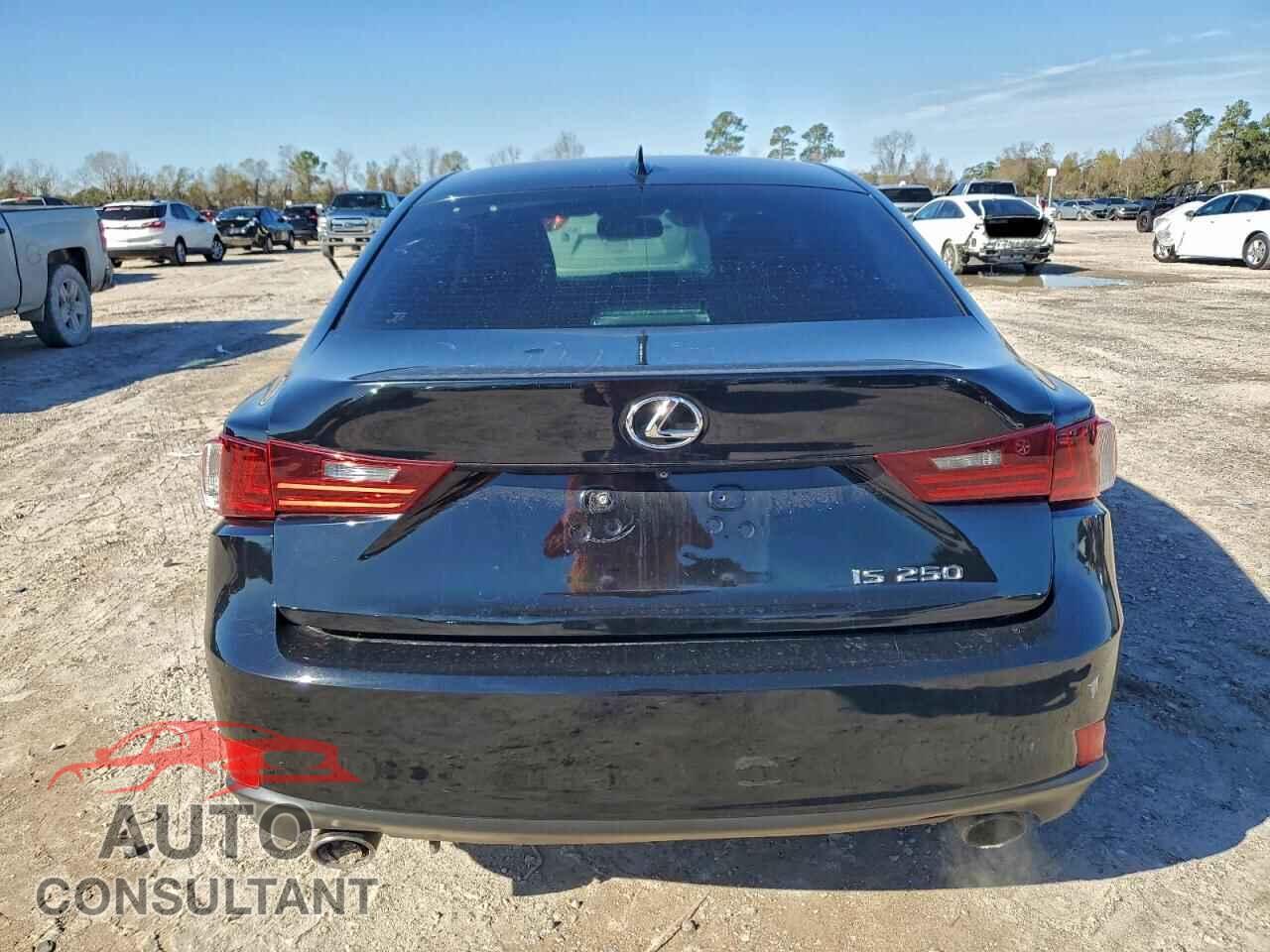 LEXUS IS 2014 - JTHBF1D23E5025878