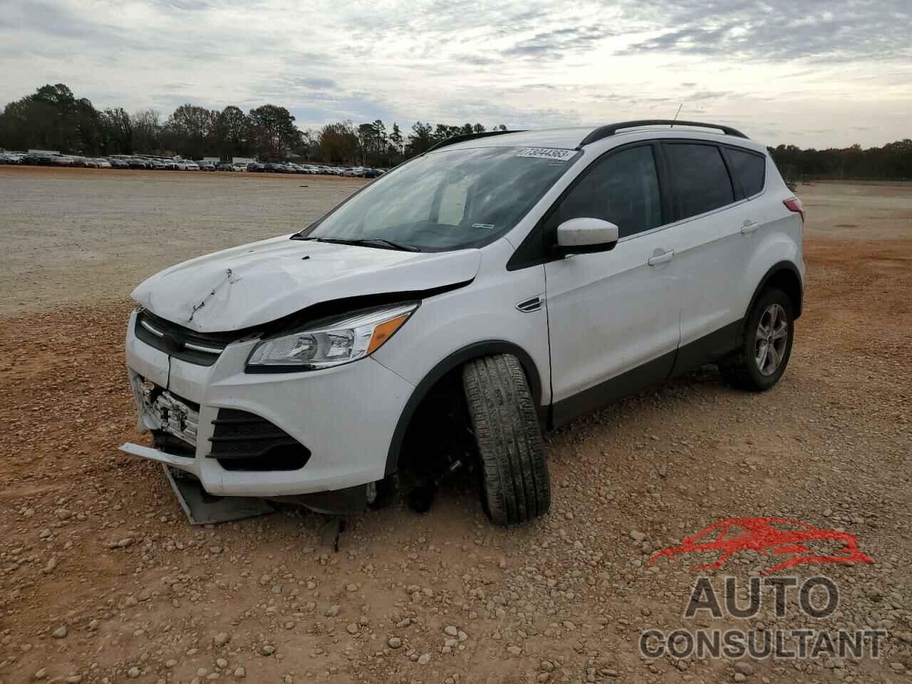FORD ESCAPE 2015 - 1FMCU0GX8FUA99362