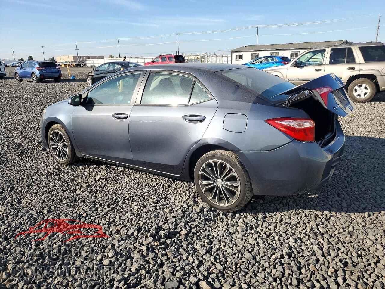 TOYOTA COROLLA 2019 - 2T1BURHE3KC138626