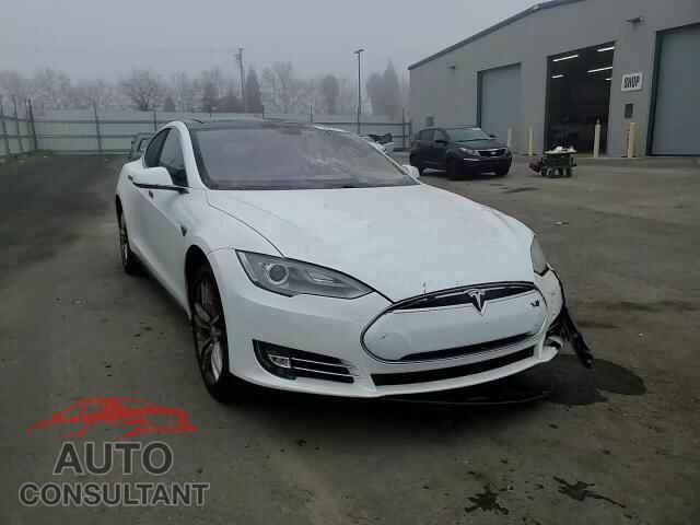 TESLA MODEL S 2013 - 5YJSA1CP1DFP04591